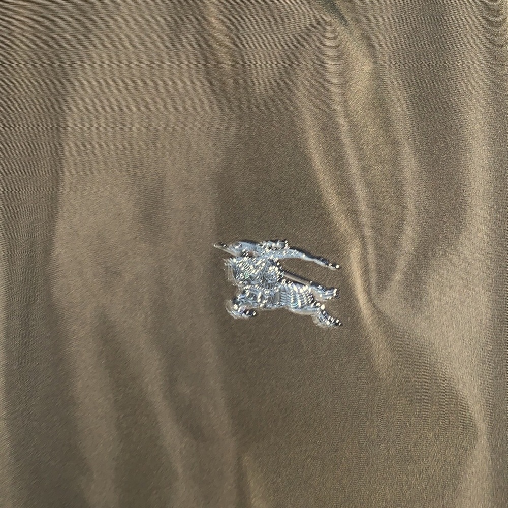 Authentic Burberry jacket - Picture 5 of 16